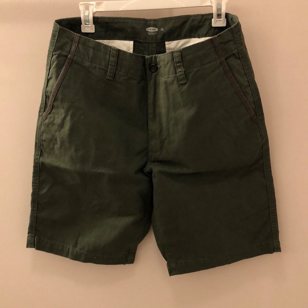 Old navy army green shorts